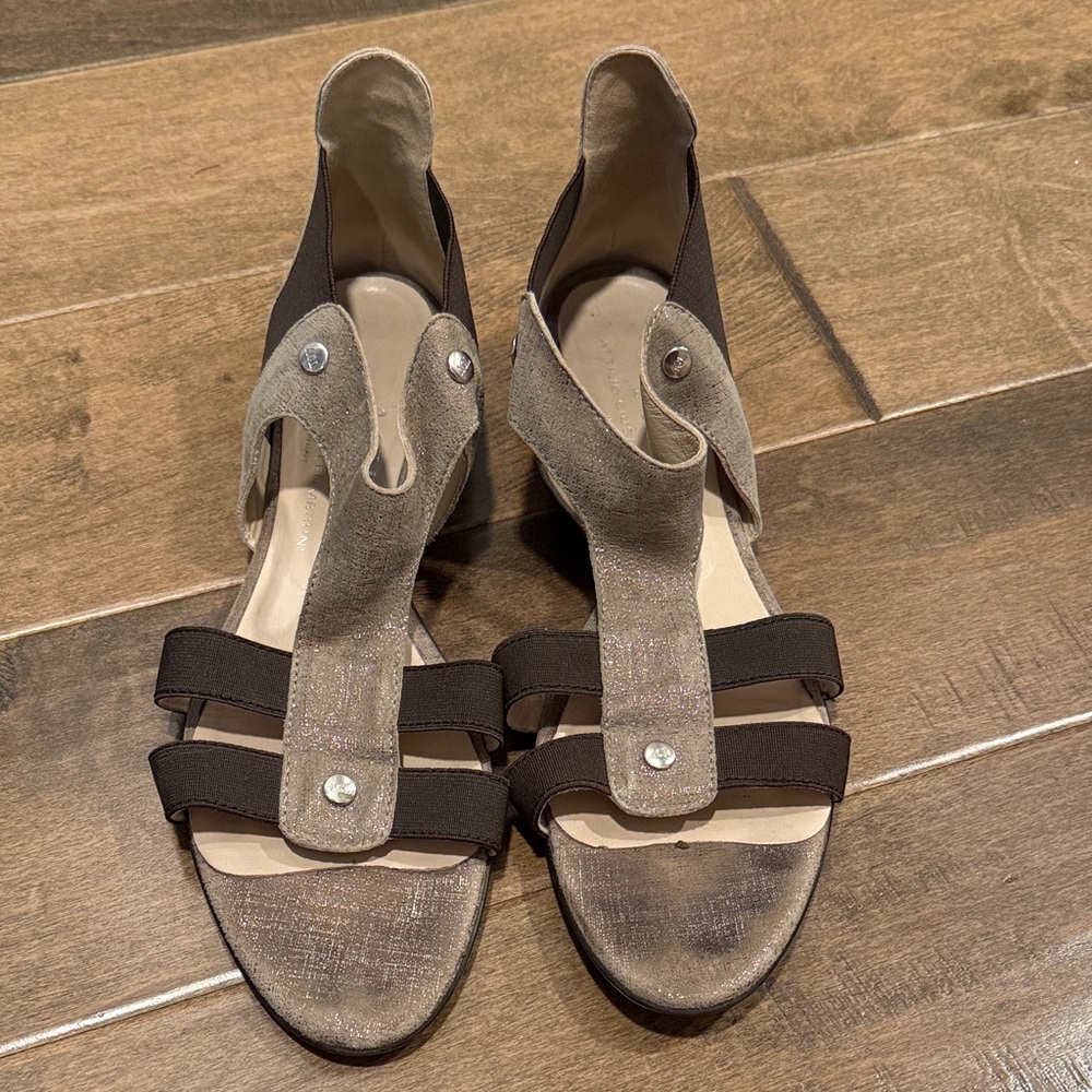 Attilio Giusti Leombruni Black and Cream Sandals